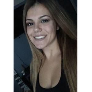 Meet your Posher, Olivia